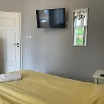 Studio Przy Molo Z Balkonem I Parkingiem Apartamento