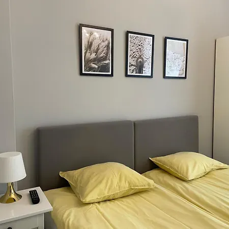 Studio Przy Molo Z Balkonem I Parkingiem Σόποτ