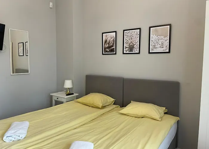 Studio Przy Molo Z Balkonem I Parkingiem Apartament *