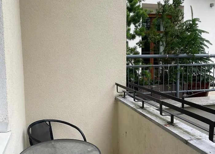 Studio Przy Molo Z Balkonem I Parkingiem Apartament *